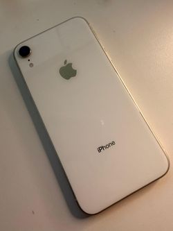 iPhone XR 64GB White Unlocked for Carriers
