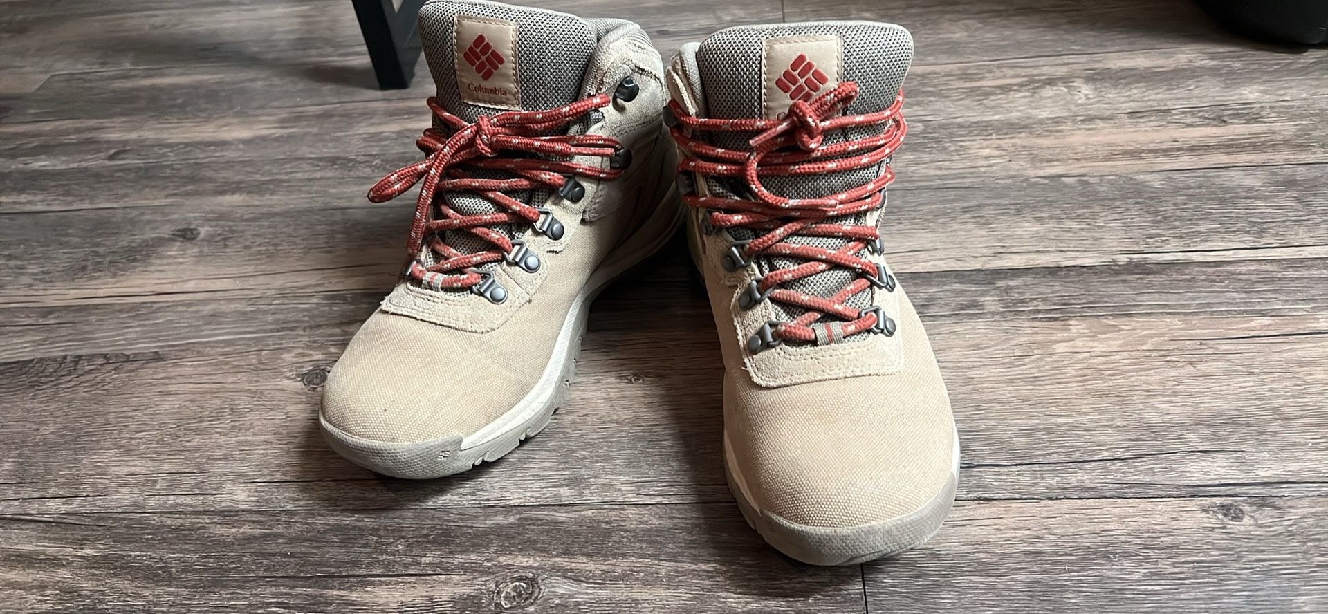Columbia Hiking Boots