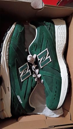 New Balance 1906 midnight watch green