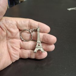 Eiffel Tower Keychain Paris France In Silvertone 1.75"