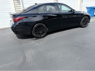 Infiniti Q50 AWD 3.7