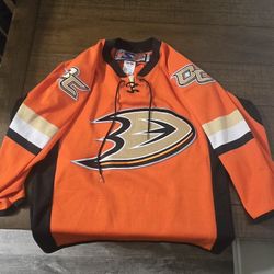 Ducks Hockey Anaheim Tshirt / Patos De Anahein