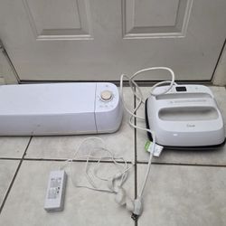 Cricut Explorer Air2 With Cricut Easy Press 2