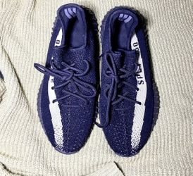 Yeezy 350 V2 Oreos