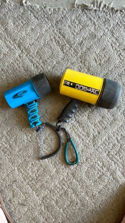 Lot of 2 dive lights