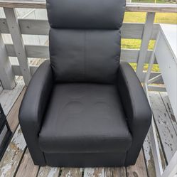 Leather recliner