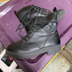 Black combat boots 