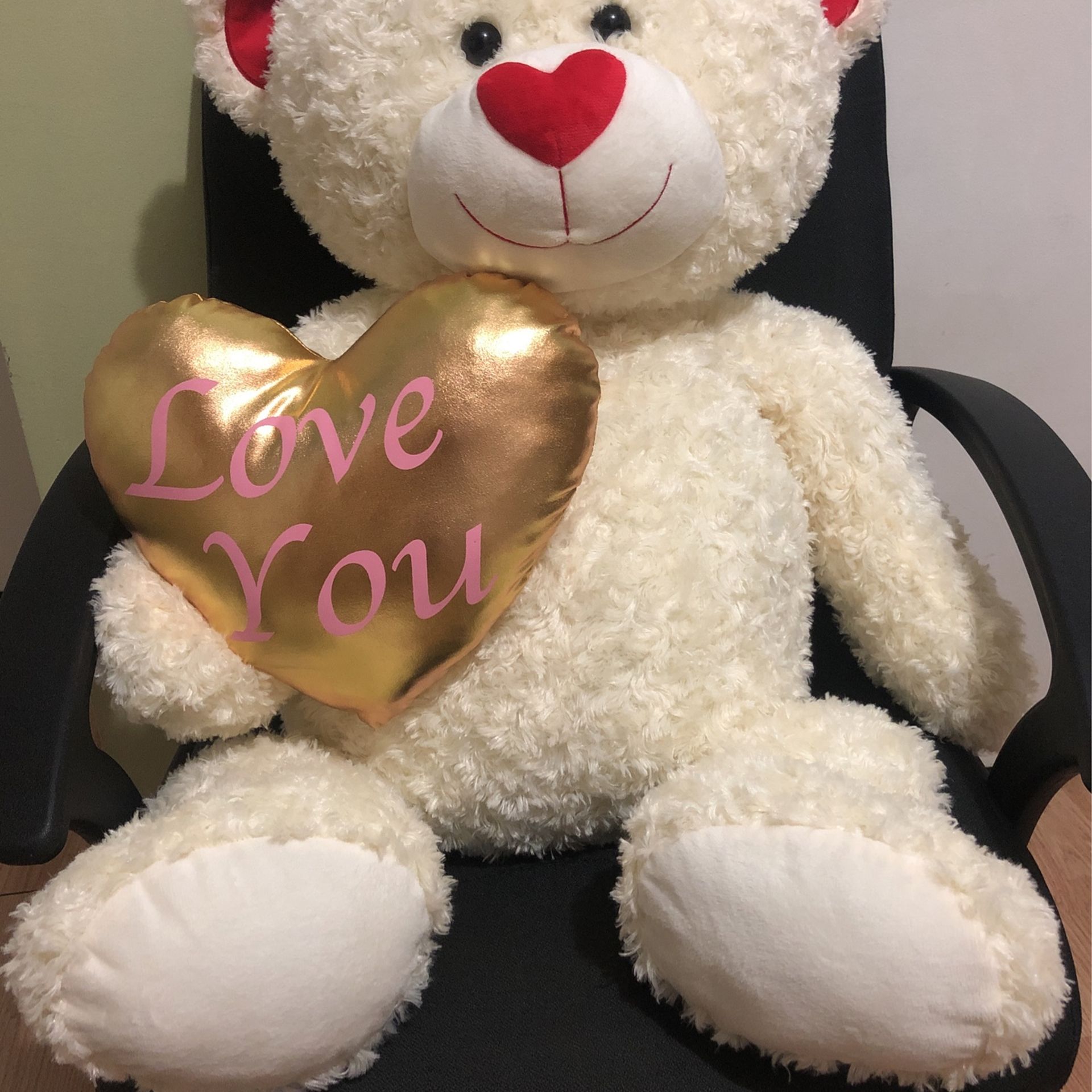 Big Teddy Bear