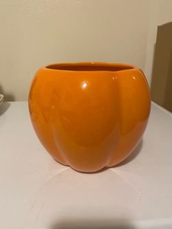 Beautiful  orange  planter.
