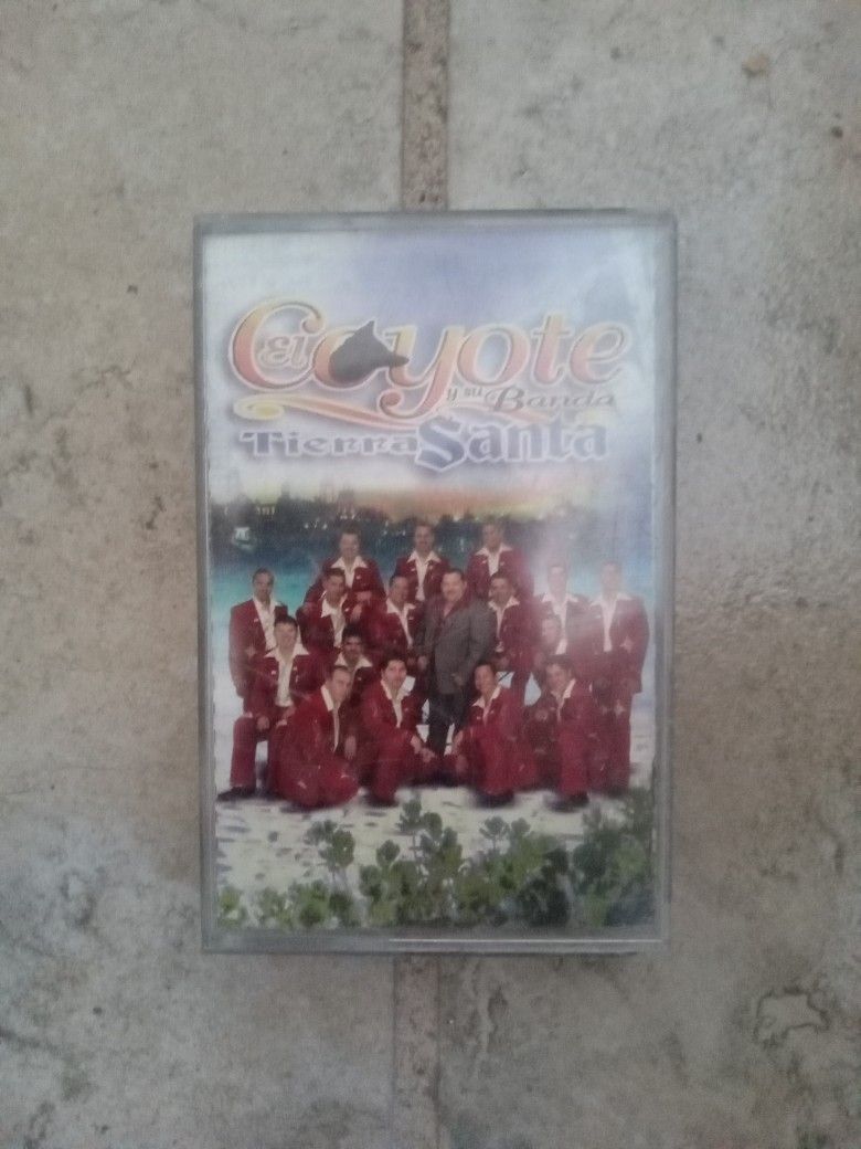 EL COYOTE Y SU BANDA CASSETTE