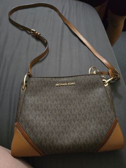 Michael Kors crossbody
