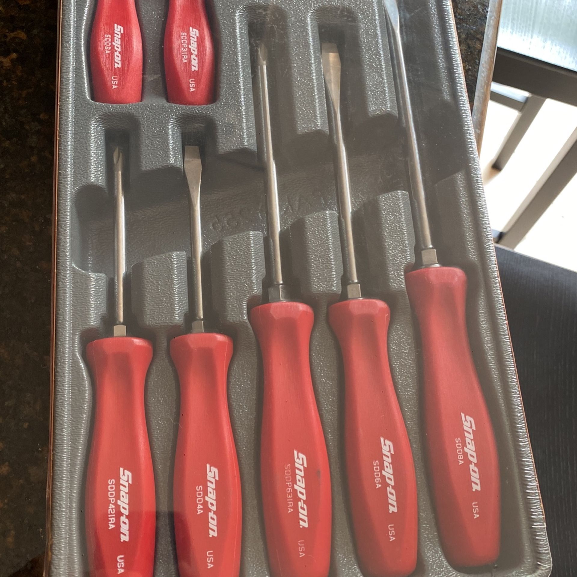 Snap On SDDX70AR 7 pc Combination Screwdriver Set RED Hard Handle