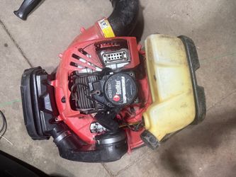Redmax EBZ7500 backpack blower
