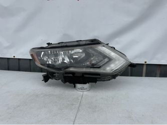 Nissan rogue 2017 2018 2019 2020 Headlight headlamp right passenger side RH USED ORIGINAL OEM