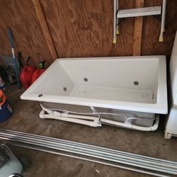 New Jacuzzi tub