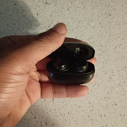 Bluetooth headphones