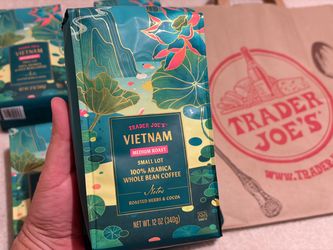 Trader Joeās Whole Bean Coffee - Vietnam (Medium Roast)