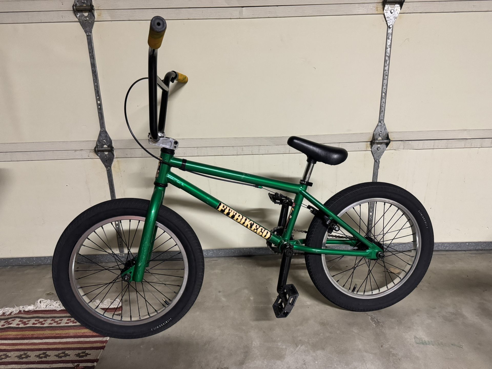 18” Fit BMX bike