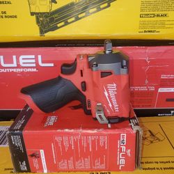 Milwaukee 12v 3/8 Impact Wrench Tool Only