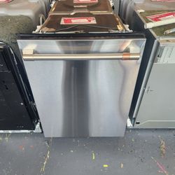 Cafe 24 Inch Built.in Smart Dishwasher CDT858P2VS1
