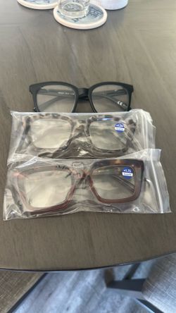3 pairs reading glasses
