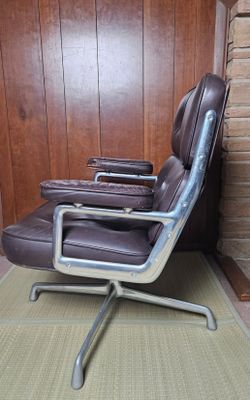 Herman Miller Time Life MCM Chair