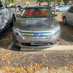 Ford Fusion SE 2011