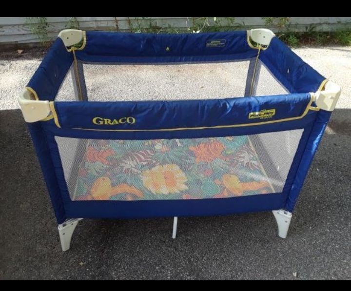 Graco Pack n Play 941DL series