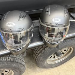 BELL QUALIFIER HELMETS  XL-XS SENA BLUETOOTH 