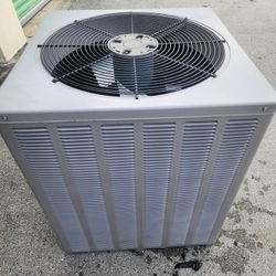 Rheem Condenser Like New 