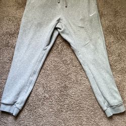 Grey Nike sweatpants 