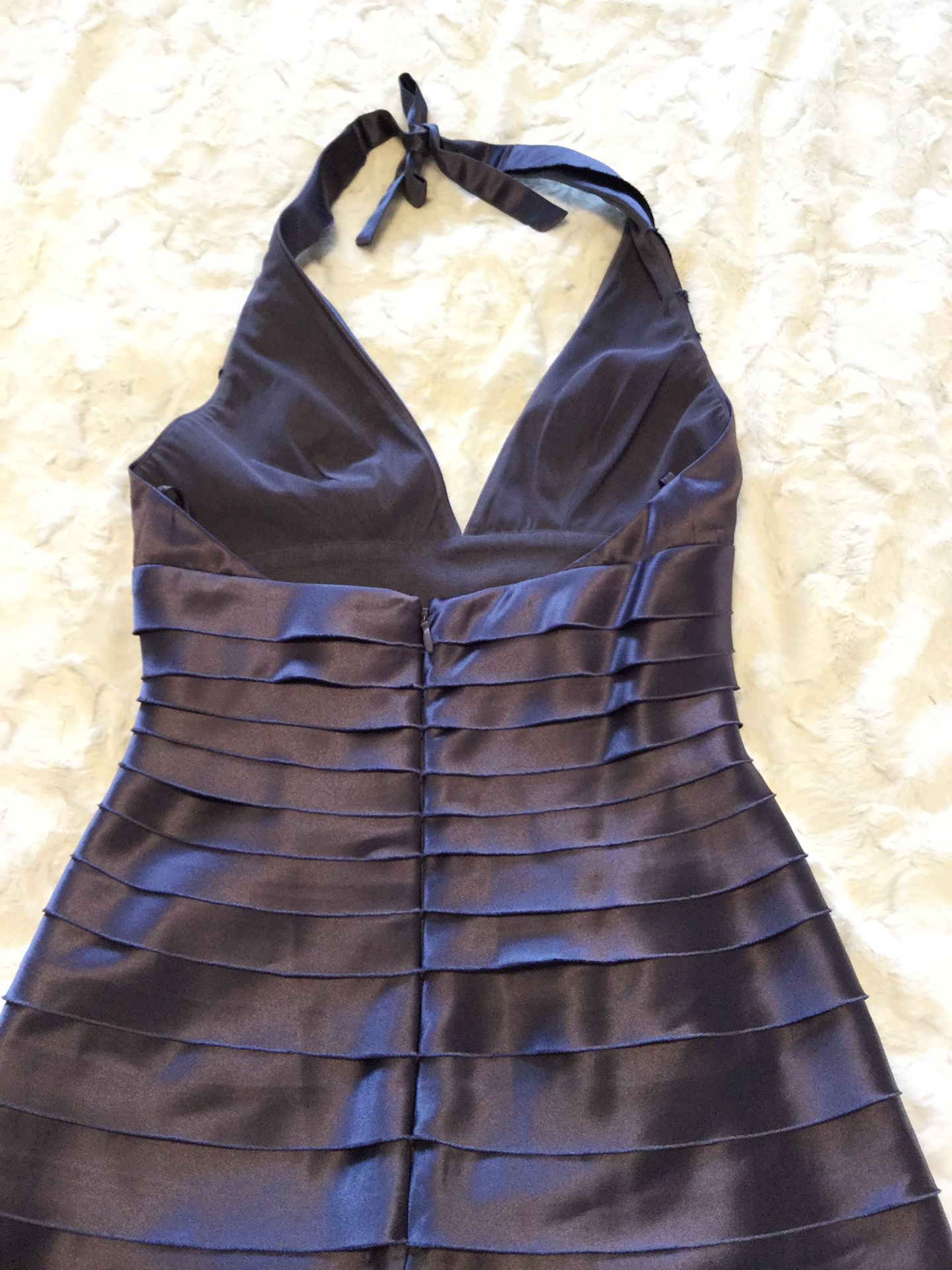 Like New BCBG Maxazria Size 2 Halter Formal Haute Gown/Dress Deep Purple/Gray Dewberry