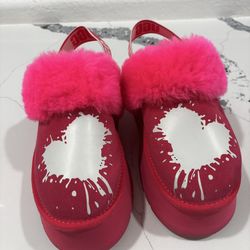 Ugg funkette size 7 woman’s new