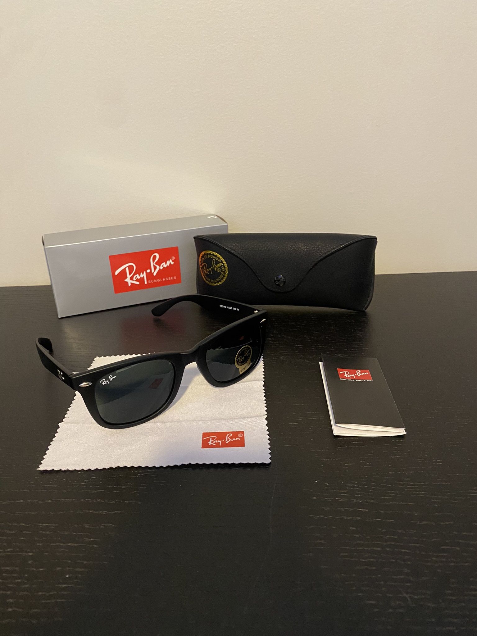 Brand New Ray-ban Wayfarer Men