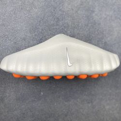 Nike Mind 001
