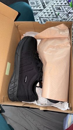 Lugs men’s Black pro tech shoe size 11