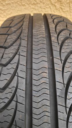 Pirelli Tires – Set of 4 – 215/60R16 – Practically New