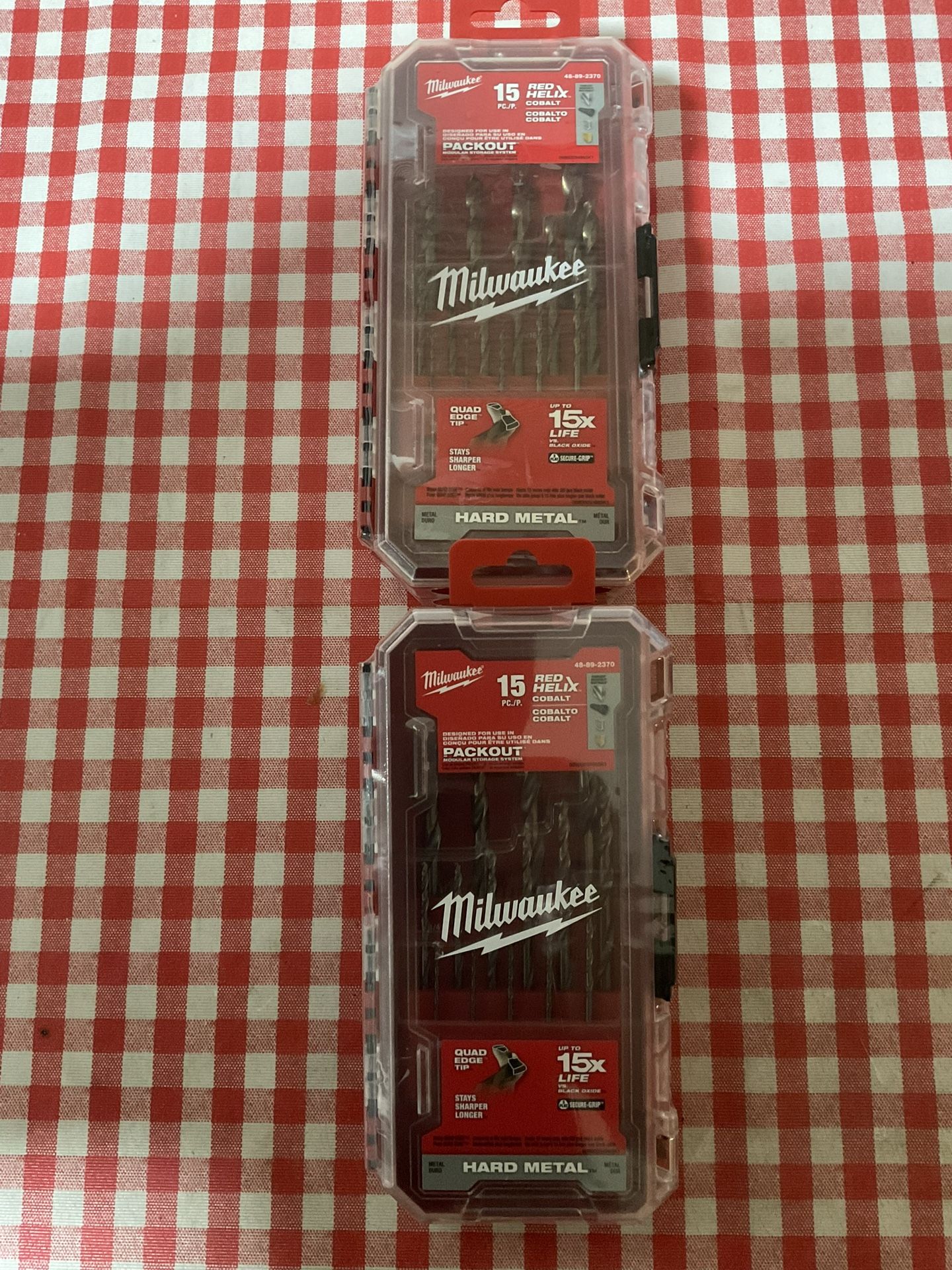 Milwaukee. Cobalt Red Helix Drill Bit Set for Drill Drivers (15-Piece).