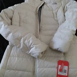Brand New North Face Woman Jacket Medium