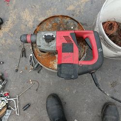 Milwaukee PLH 32 XE SDS-Plus hammer drill