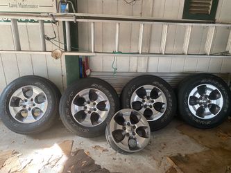5 rims for Jeep P255 70 R18
