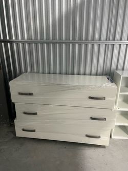 White bedroom furniture
