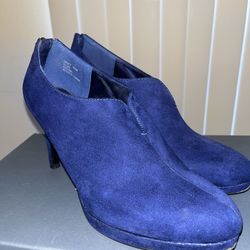 Blue Suede Jasmine Heels Size 8 1/2 Women’s Shoes