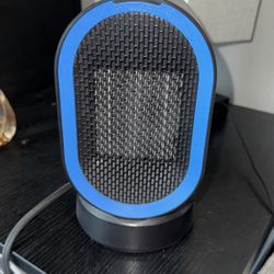 Small Desk Heater/Cooling Fan
