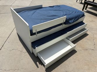 White Twin Trundle Bed Frame with Storage Drawers
