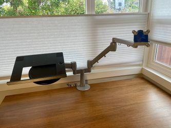 Uplift Desk Dual Monitor Arm with Laptop Mount