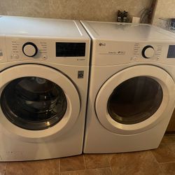 LG washer/dryer combo 