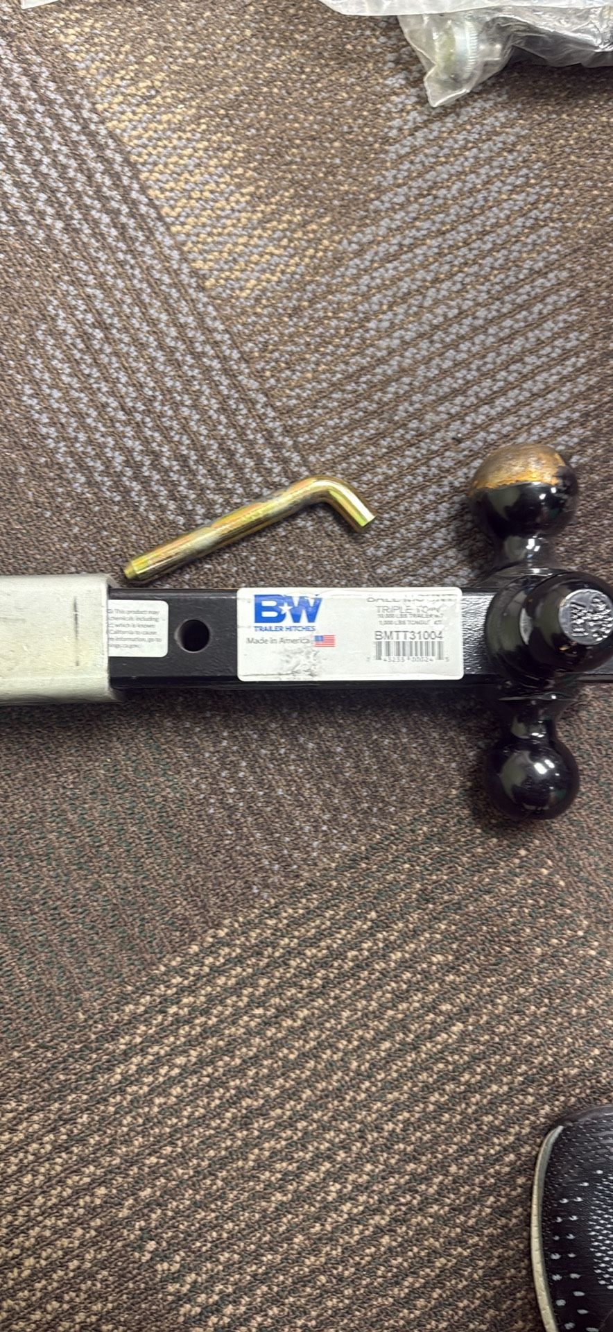 10,000 LB Tri-Hitch With Reducer sleeve