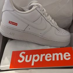 Size 8.5 - Nike Air Force 1 X Supreme Low Box Logo - White