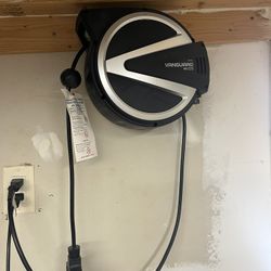 Indoor Wall Retractable Drop Cord
